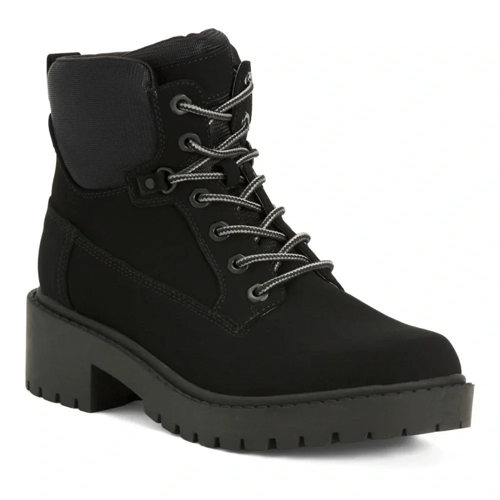 NEW!! Kendall & Kylie black suede lug sole combat boots size 6 - Picture 2 of 5